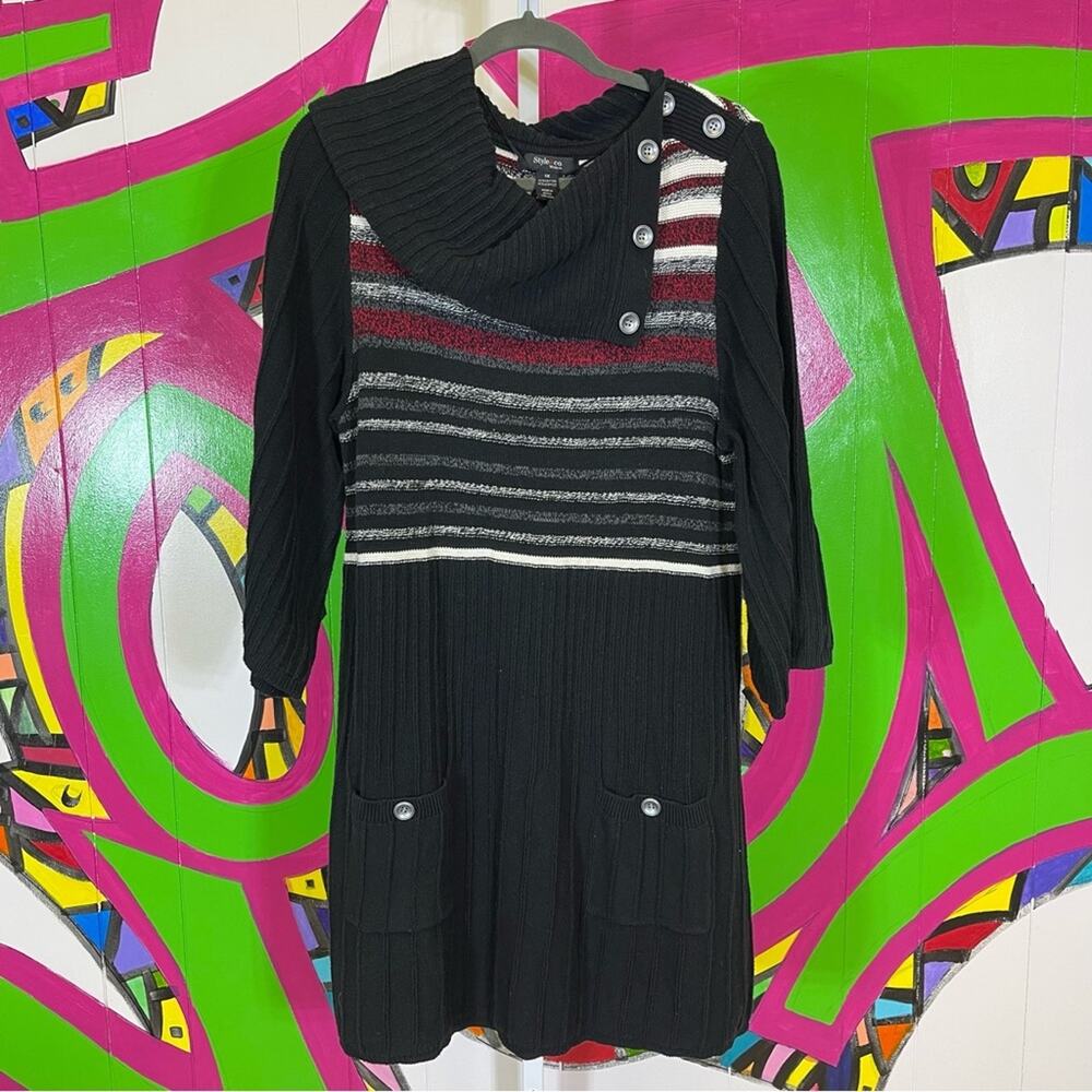 Style & Co. Knit Sweater Dress. Size 1X. Excellent condition! Stripes & Pockets.
